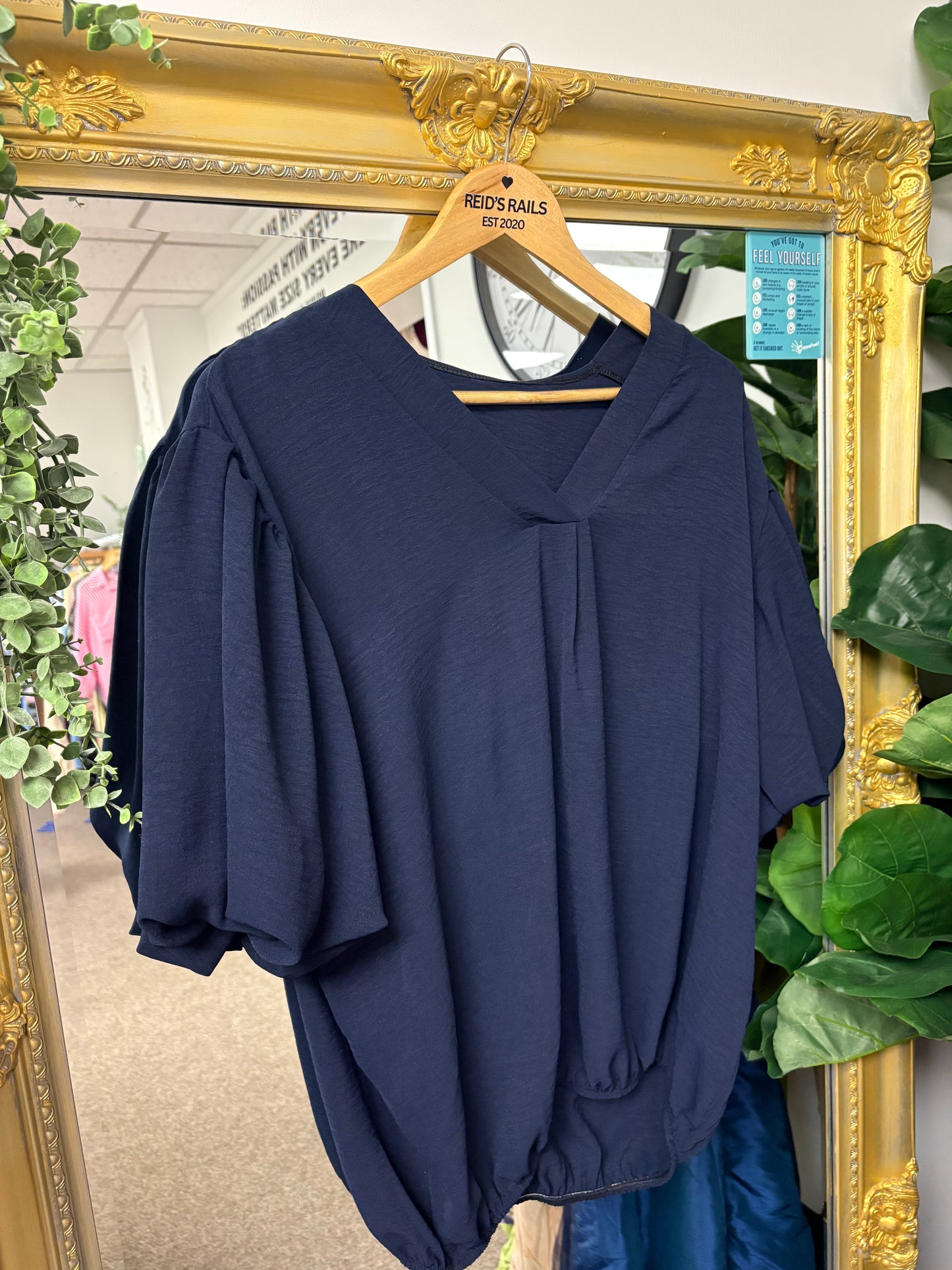 V-neck elastic blouse