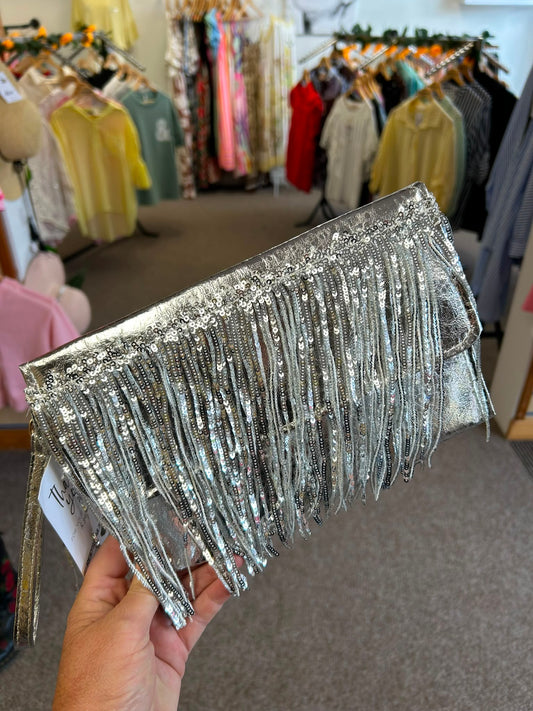 Tassel sparkle clutch